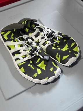 slip Kids Neon Green & Black Water Shoes with White Accents